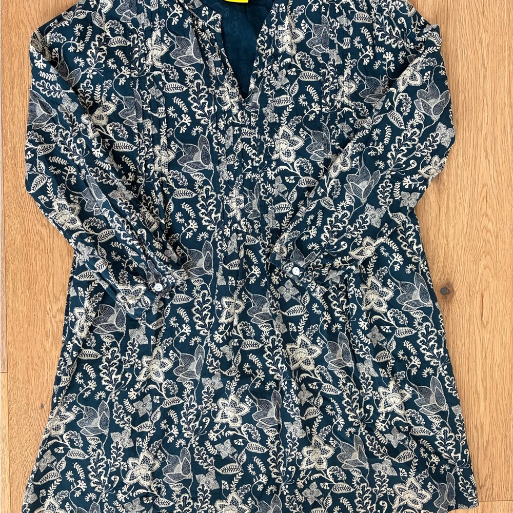 Roller Rabbit Tunic Dress - Picture 2 of 5